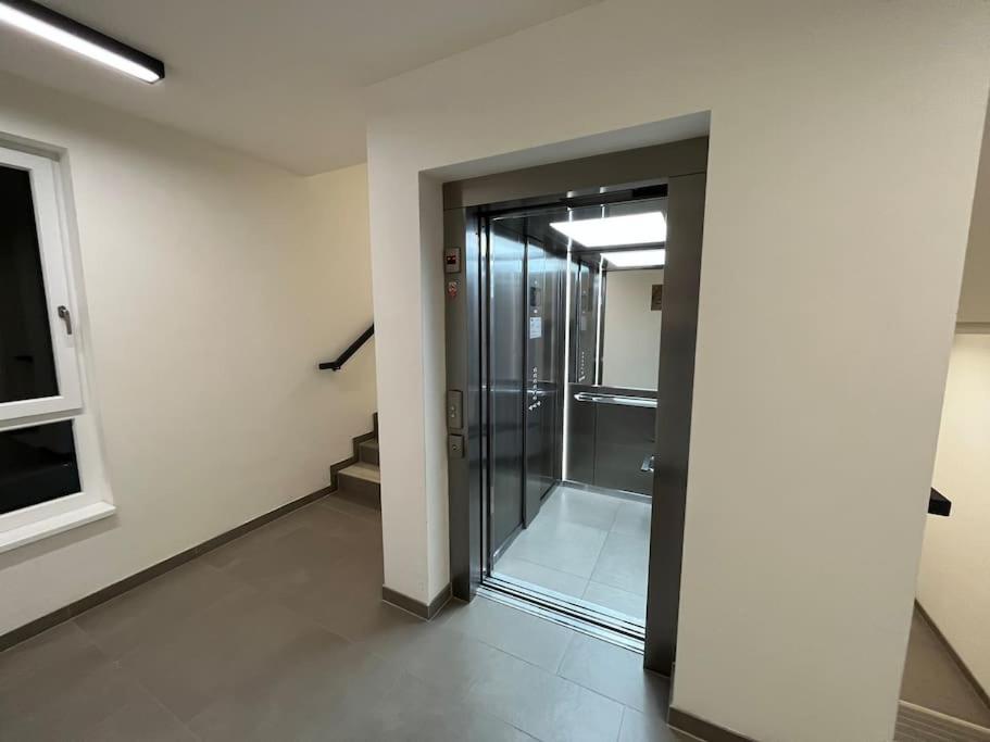 Apartamento Modern • Garden • Near The Center Praga